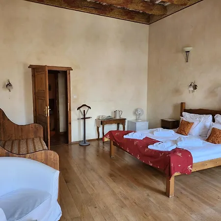 Opat 4* Kutná Hora