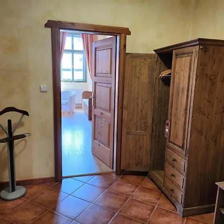 Opat Hotel 4*