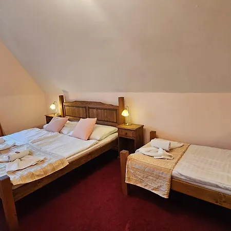 Opat 4* Kutná Hora